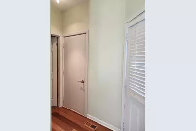 17777 W Braewick Road, Gurnee, IL 60031 - Photo 15