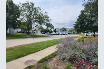 17777 W Braewick Road, Gurnee, IL 60031 - Photo 37