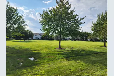 17777 W Braewick Road, Gurnee, IL 60031 - Photo 33