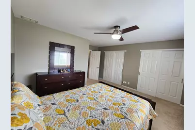 17777 W Braewick Road, Gurnee, IL 60031 - Photo 27
