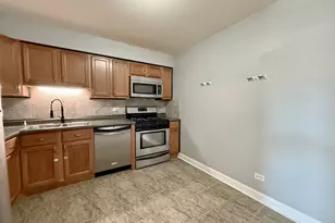 1550 Sandpebble Dr, Wheeling, IL 60090 - Photo 7