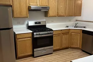 734 S Jade Ln, Round Lake, IL 60073 - Photo 7