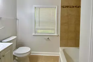 340 Sanders Rd, Northbrook, IL 60062 - Photo 11