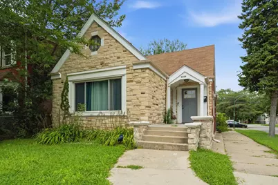 8559 S Phillips Avenue, Chicago, IL 60617 - Photo 1
