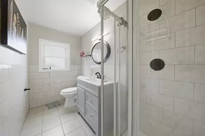 8559 S Phillips Avenue, Chicago, IL 60617 - Photo 9