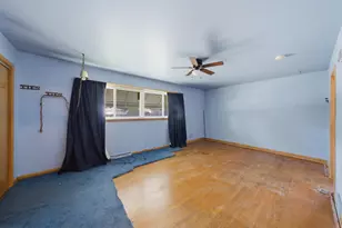 15531 Woodlawn E Ave, South Holland, IL 60473 - Photo 13