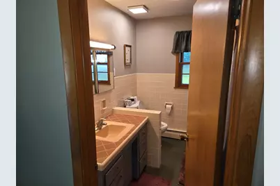 530 E 3rd Street, Lockport, IL 60441 - Photo 11