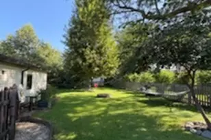 530 E 3rd St, Lockport, IL 60441 - Photo 23