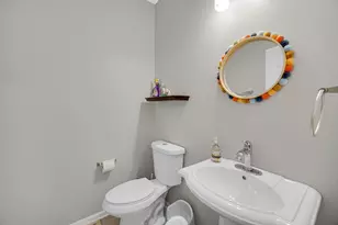 354 Broadmoor Ln, Bartlett, IL 60103 - Photo 17