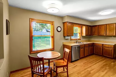 130 Lewis Court, Saint Charles, IL 60174 - Photo 13