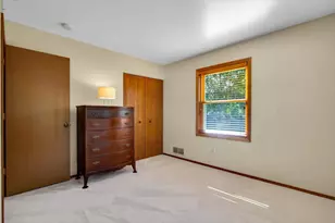 130 Lewis Ct, Saint Charles, IL 60174 - Photo 23