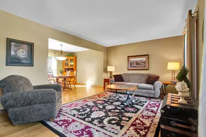130 Lewis Court, Saint Charles, IL 60174 - Photo 7