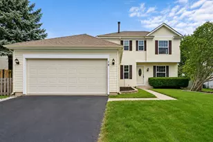 14 Harrison Ln, Streamwood, IL 60107 - Photo 1