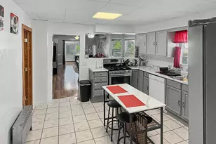 5005 W Eddy St, Chicago, IL 60641 - Photo 13