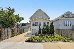 5005 W Eddy St, Chicago, IL 60641 - Photo 1