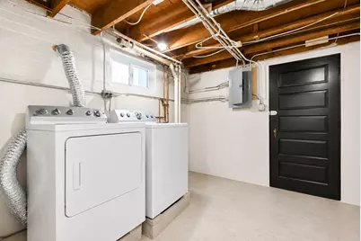 6133 N Karlov Avenue, Chicago, IL 60646 - Photo 25