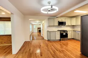 23217 W N Lakewood Ln, Lake Zurich, IL 60047 - Photo 9