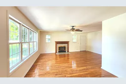 23217 W North Lakewood Lane, Lake Zurich, IL 60047 - Photo 13