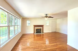 23217 W N Lakewood Ln, Lake Zurich, IL 60047 - Photo 13
