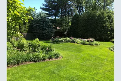 647 N Wilke Road, Arlington Heights, IL 60005 - Photo 17