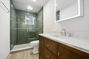 1242 W Winnemac Ave, Chicago, IL 60640 - Photo 19