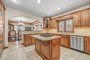10018 Haegers Bend Rd, Barrington Hills, IL 60010 - Photo 13