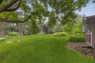 2S730 White Oak Ln, Batavia, IL 60510 - Photo 33