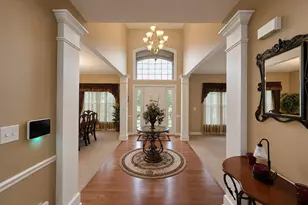 4 Snead Ct, Bolingbrook, IL 60490 - Photo 3