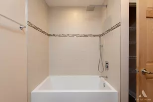 735 Yorkshire Ln, Des Plaines, IL 60016 - Photo 27