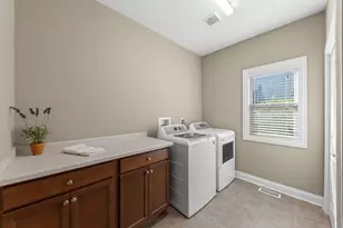476 Bloomfield Cir W, Oswego, IL 60543 - Photo 13