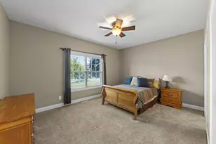 476 Bloomfield Cir W, Oswego, IL 60543 - Photo 19