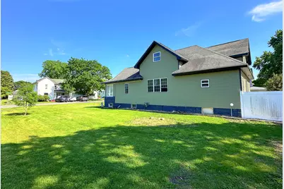 401 S Jackson Street, Flanagan, IL 61740 - Photo 3