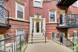 1340 W Greenleaf Ave, Chicago, IL 60626 - Photo 3