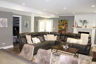 8425 W Castle Island Ave, Chicago, IL 60656 - Photo 3