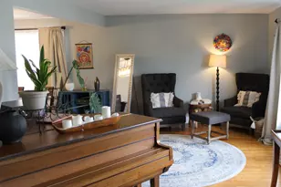 8425 W Castle Island Ave, Chicago, IL 60656 - Photo 7