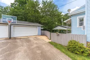 301 Vale St, Bloomington, IL 61701 - Photo 39