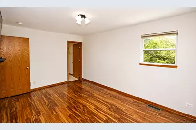 515 S Sheridan Road, Lakemoor, IL 60051 - Photo 23
