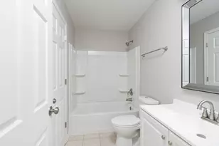 2521 Evergreen Cir, McHenry, IL 60050 - Photo 17