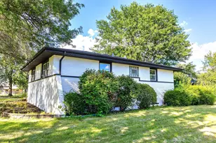 15725 W New England Ave, Tinley Park, IL 60477 - Photo 5