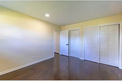 15725 New England Avenue, Tinley Park, IL 60477 - Photo 17
