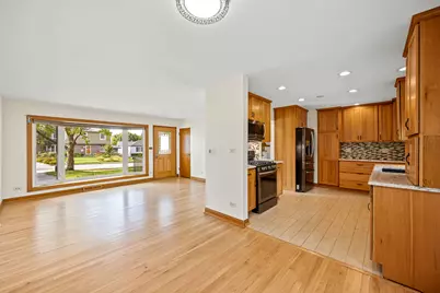 332 W Loy Street, Lombard, IL 60148 - Photo 9