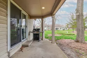 212 Willow Pkwy, Buffalo Grove, IL 60089 - Photo 39