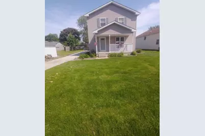 221 E Scott Street, Seneca, IL 61360 - Photo 1