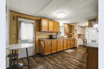 1905 S Walnut Road, Freeport, IL 61032 - Photo 11
