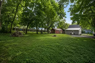 808 Jackson Ave, Dixon, IL 61021 - Photo 3