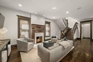 652 W Sheridan Rd, Chicago, IL 60613 - Photo 21