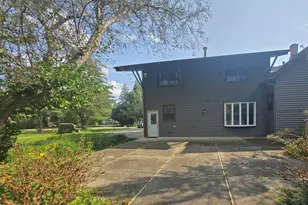2330 Coach Rd, Long Grove, IL 60047 - Photo 29