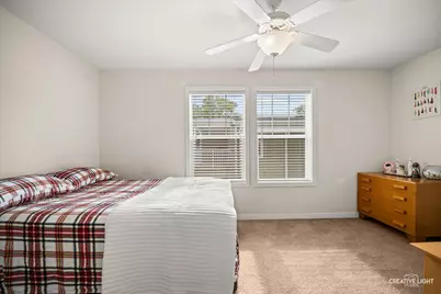 186 Northshore Road, Elgin, IL 60123 - Photo 9