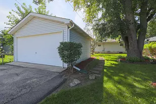 2311 Gilead Ave, Zion, IL 60099 - Photo 17