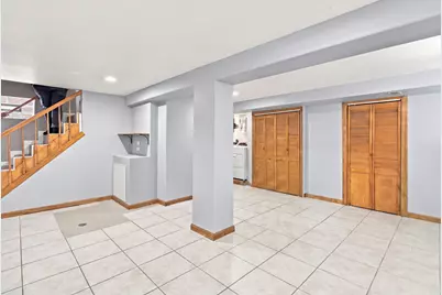3649 W 58th Place, Chicago, IL 60629 - Photo 15